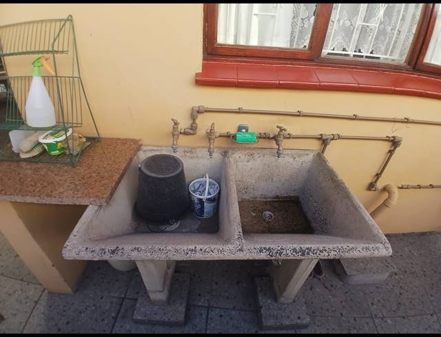 3 BEDROOM HOUSE FOR SALE IN STANGER MANOR